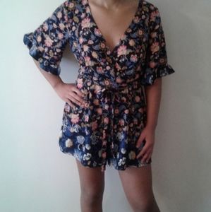 Trixxi Floral Keyhole Cutout Medium Romper